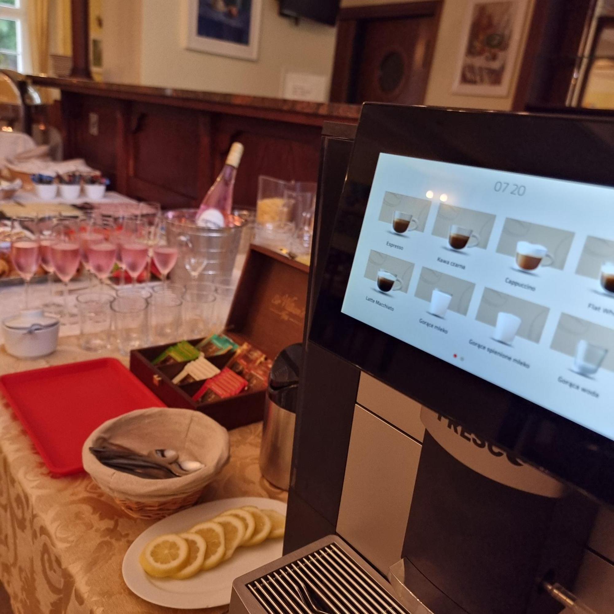 Palac Lucja Bb Zakrzów Exteriör bild