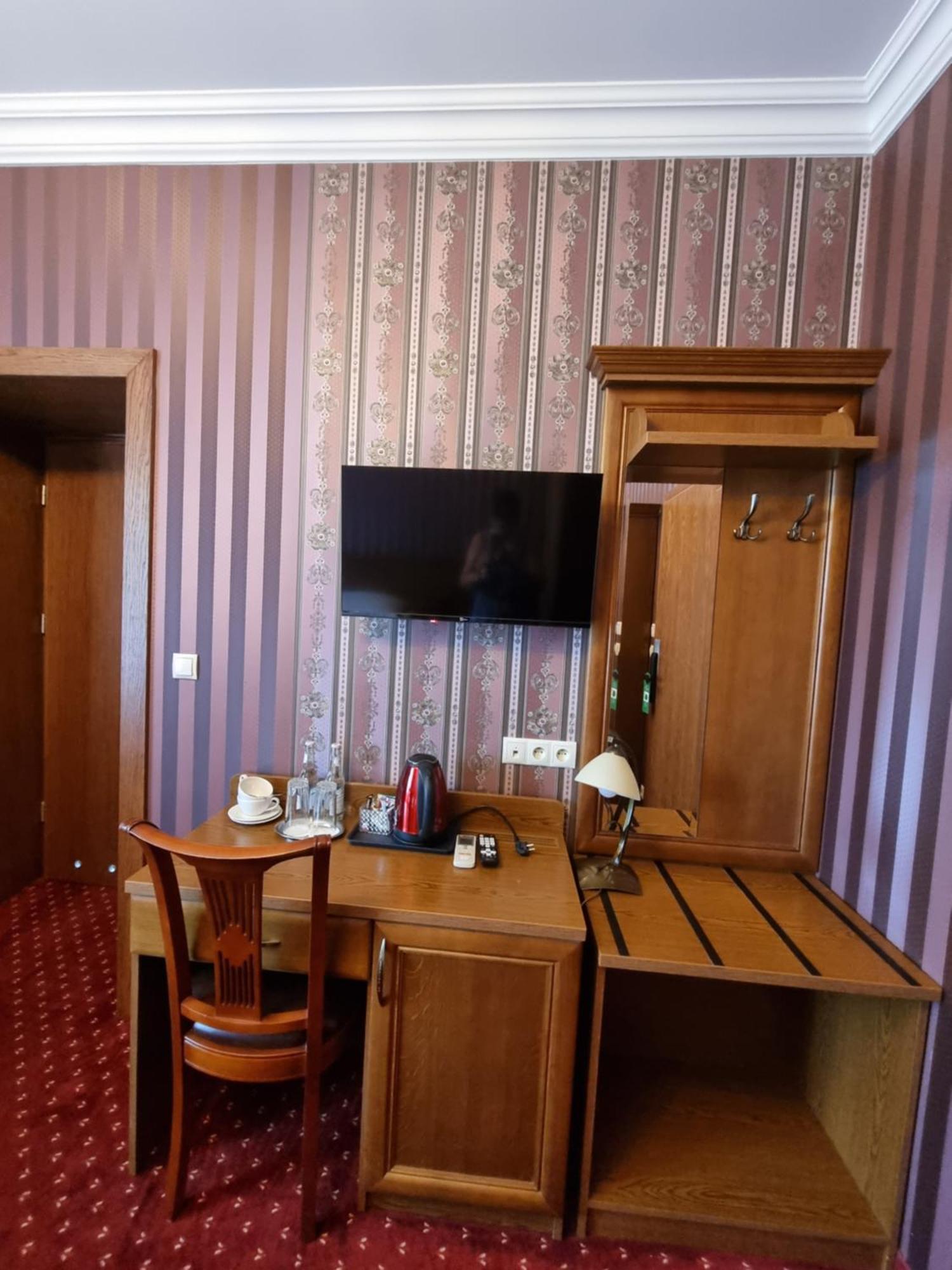Palac Lucja Bb Zakrzów Exteriör bild
