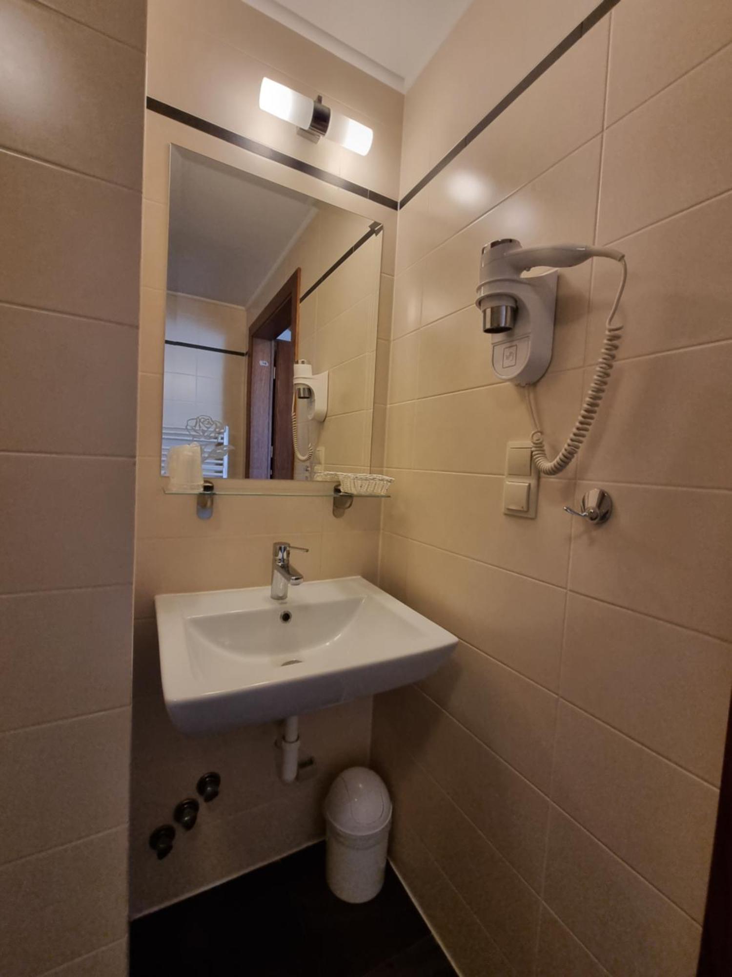 Palac Lucja Bb Zakrzów Exteriör bild